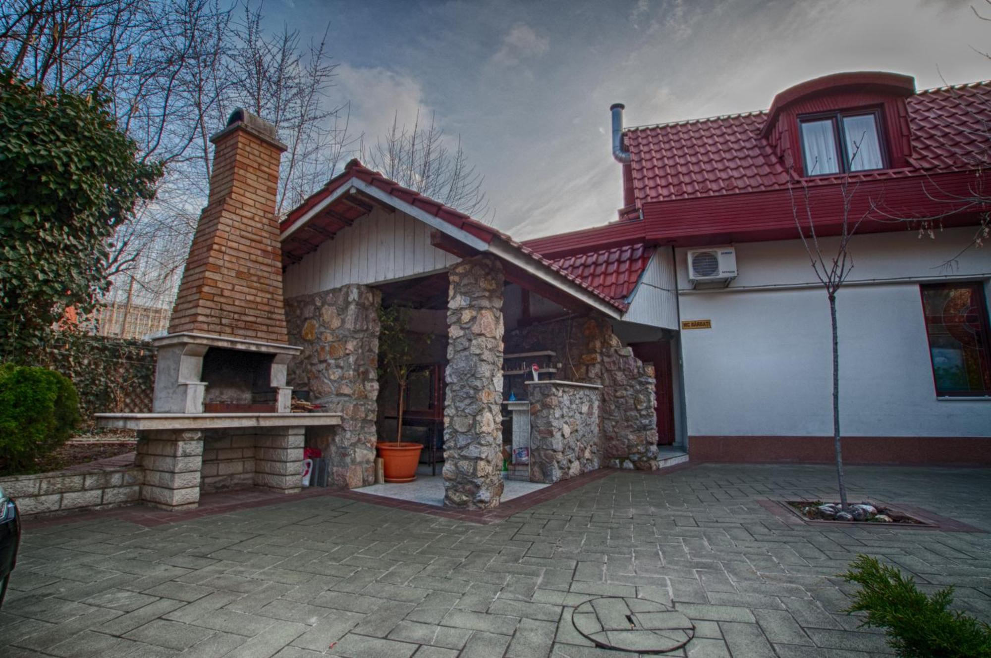 Hotel Melody Oradea Exterior photo