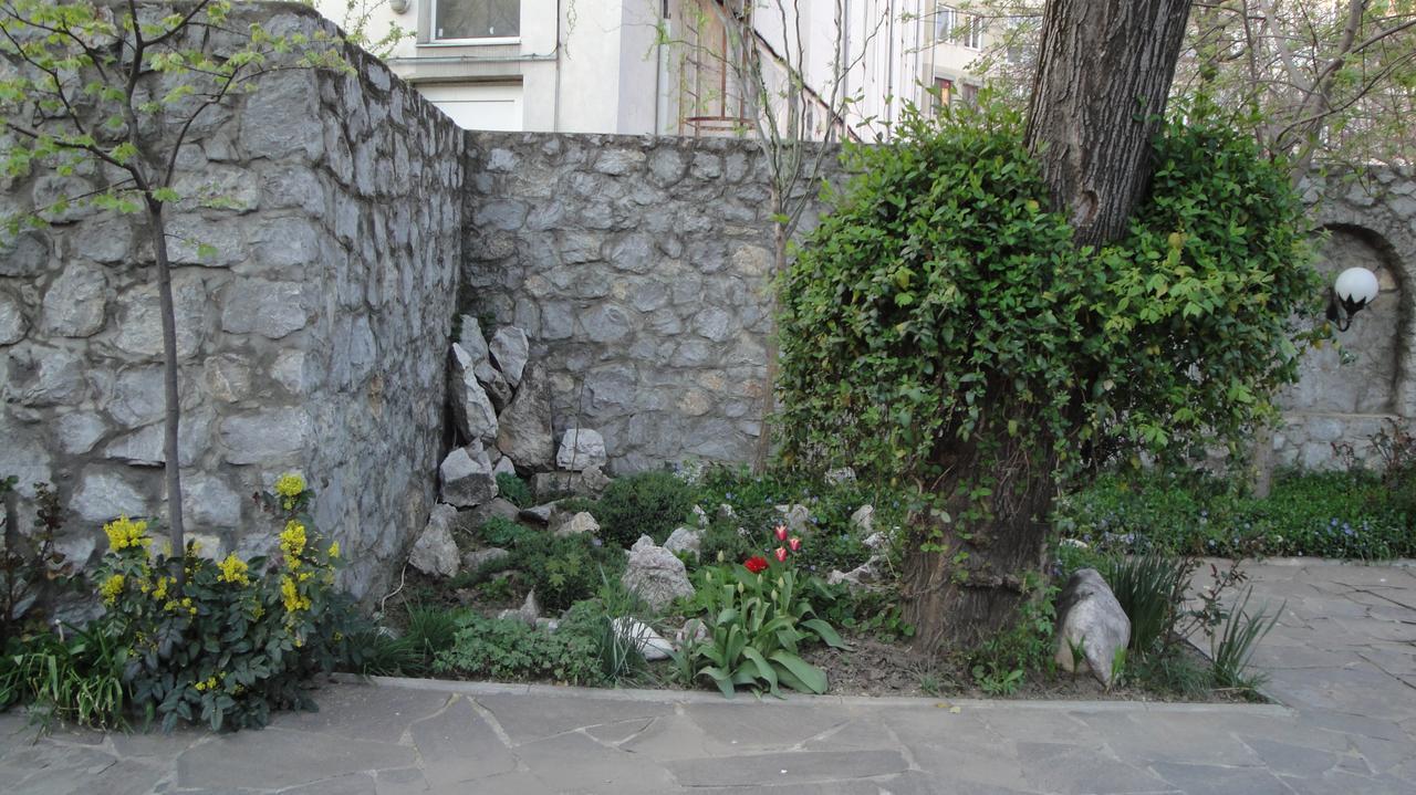 Hotel Melody Oradea Exterior photo